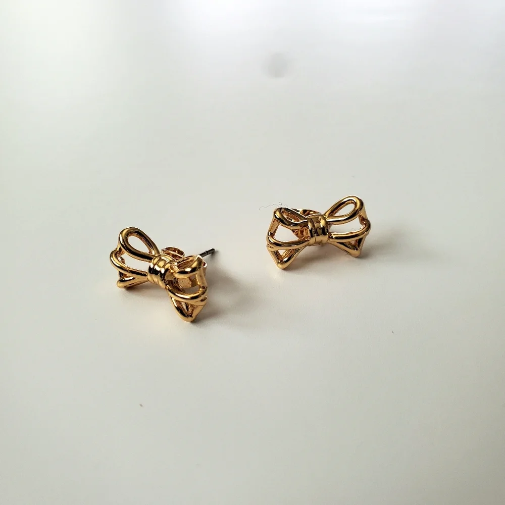 TED BAKER Gleda Tiny GOLD Geometric Bow Earrings